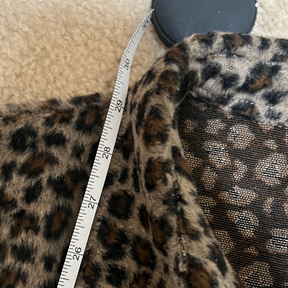Leopard Print Women’s Shacket - Picture 9 of 10